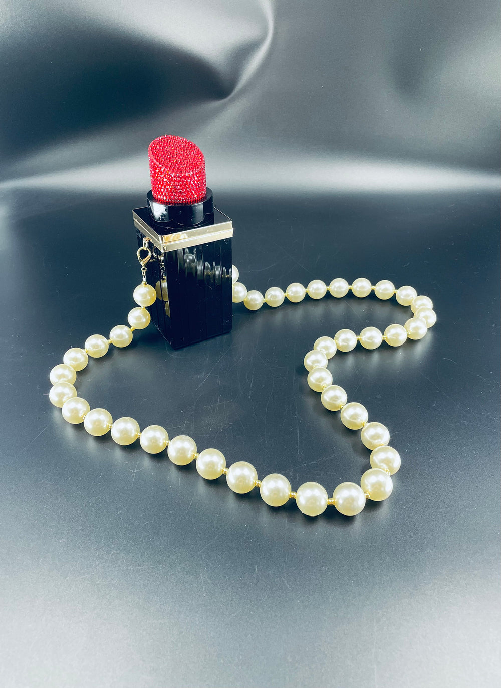Crystal Lipstick Handbag W/Pearl Strap